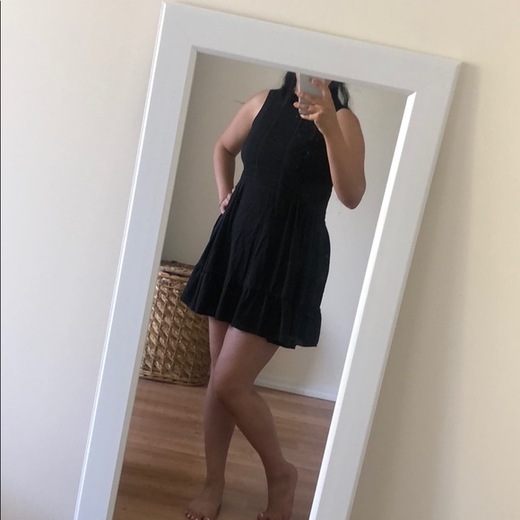 Mini black dress - Picture 1 of 6